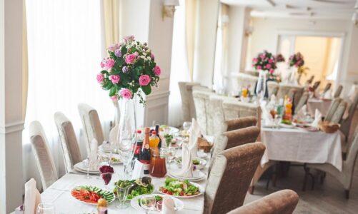 Jak wybrać catering na wesele?